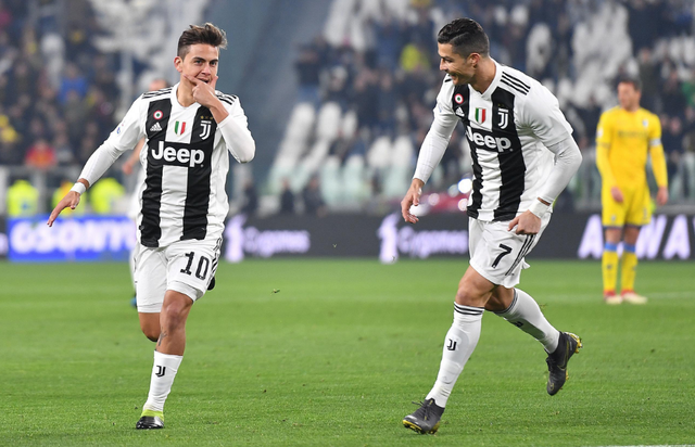 詹姆斯复出首战，湖人险胜快船